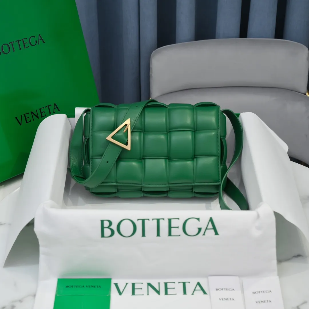 New color racing green